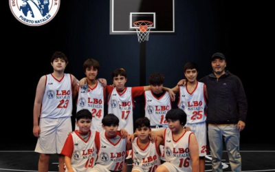 Estudiantes participarón en la fase comunal de básquetbol en los Juegos Escolares 2024